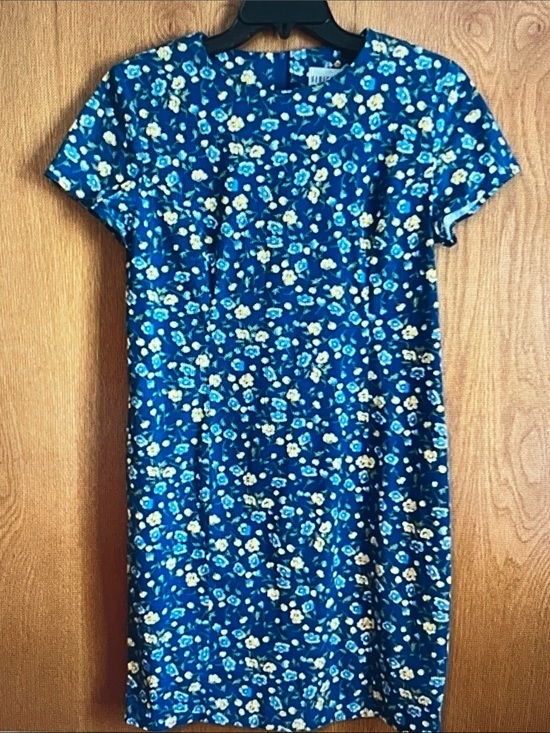 Bedford fair Dresses & Skirts - Blue Floral Mini Dress with Short Sleeves